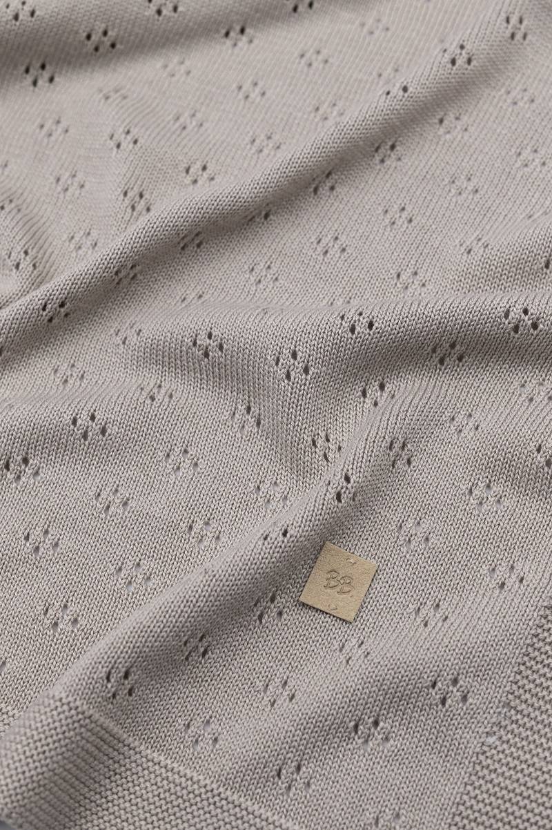 Bamboom+ – Gestrickte perforierte Decke