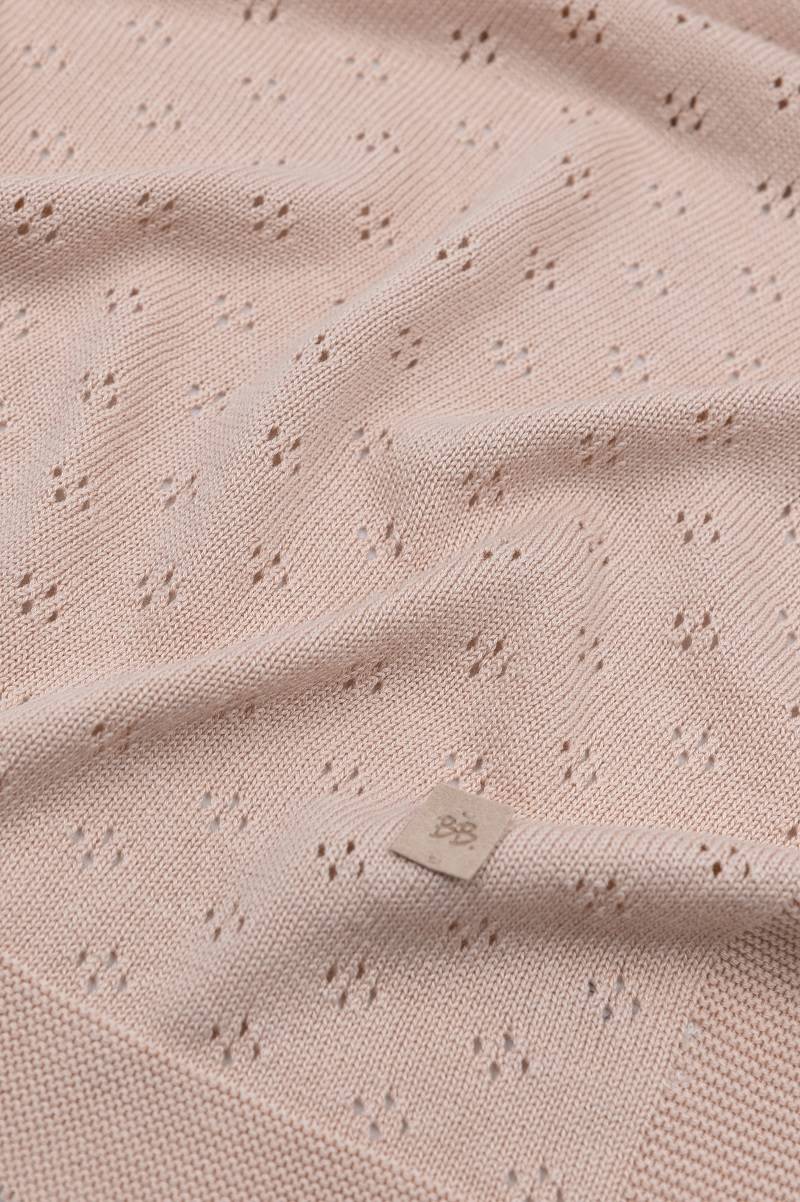 Bamboom+ – Gestrickte perforierte Decke